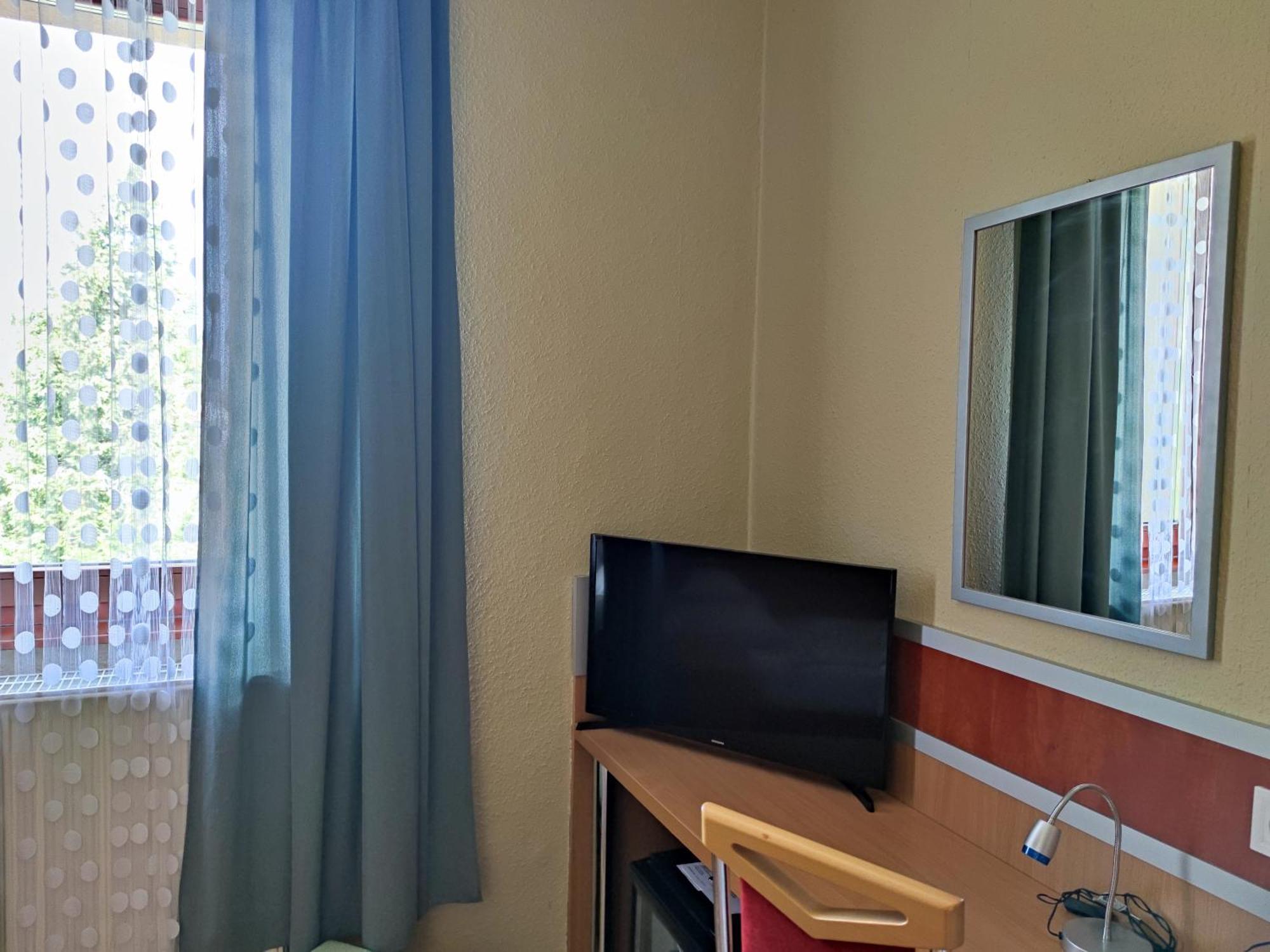 Fortuna Hotel Мішкольц Екстер'єр фото